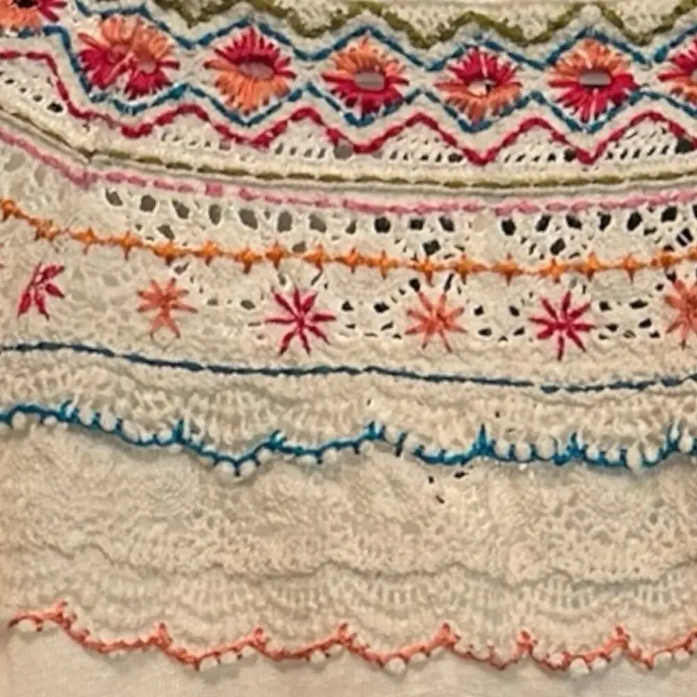 Free People NWOT Siesta Fiesta Crochet Embellished White Top Size Small